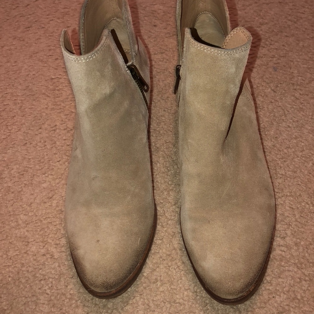 Splendid suede booties sz.9